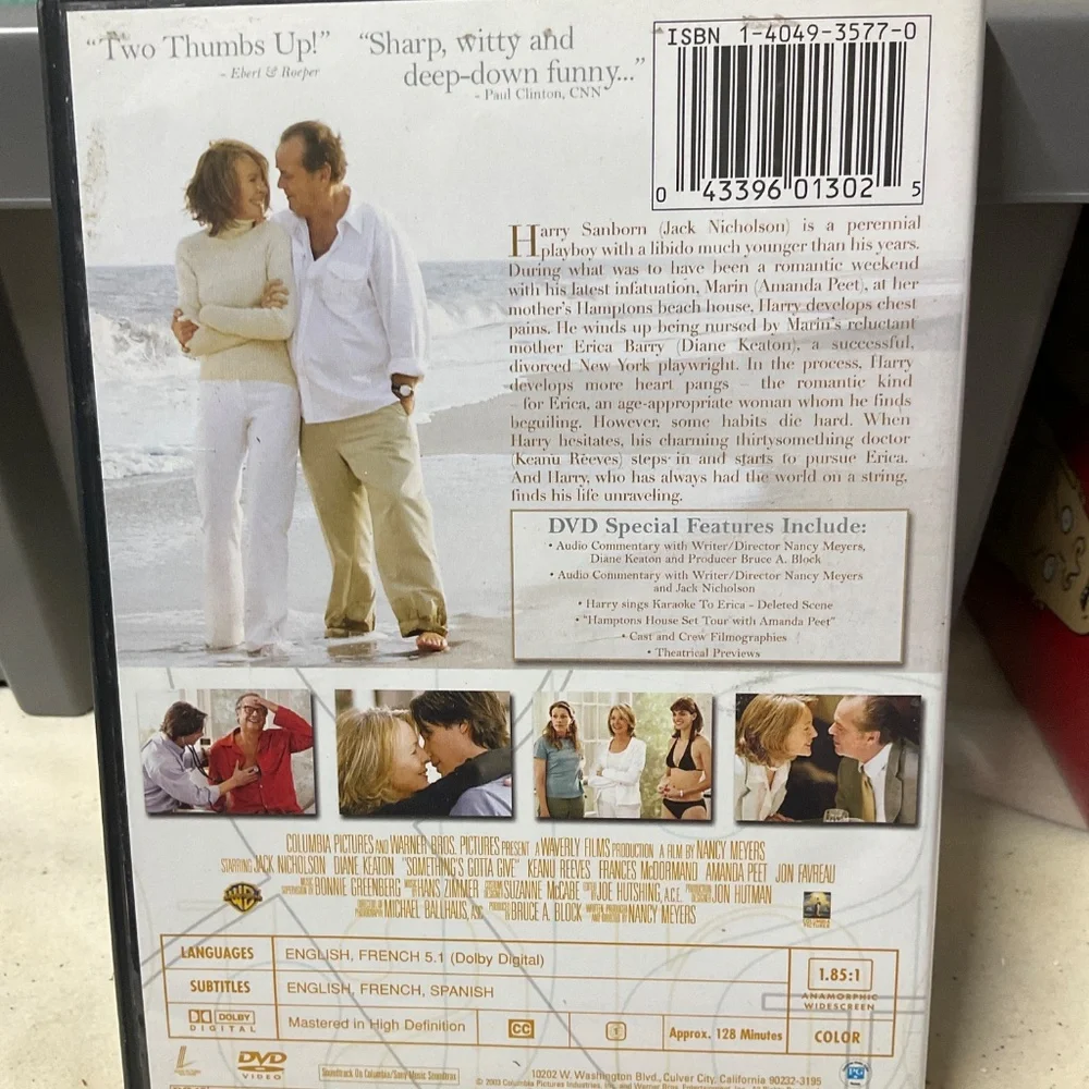 DVD - Something’s gotta Give.  V162